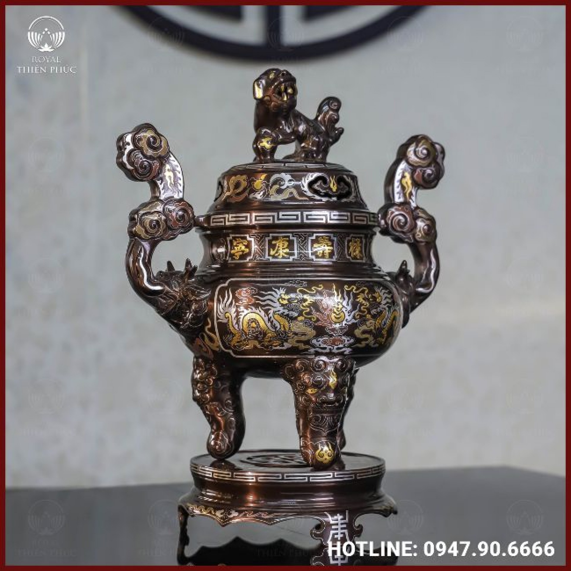 Đỉnh đồng đỏ khảm ngũ sắc song long chầu nguyệt 40cm